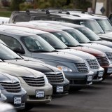 Le marché automobile suisse a poursuivi sur la voie de la reprise en juin et au premier semestre. Si le rebond parait d'envergure, en chiffres absolus, les nouvelles immatriculations restent inférieures à leur niveau d'avant la pandémie. (archives...